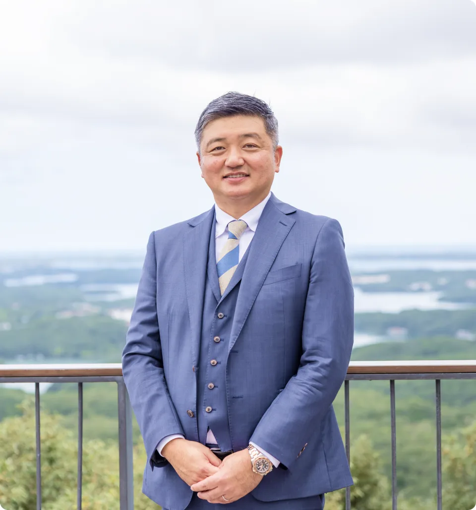 代表取締役 山本 拓一